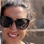 Docente impartisce lezioni di italiano